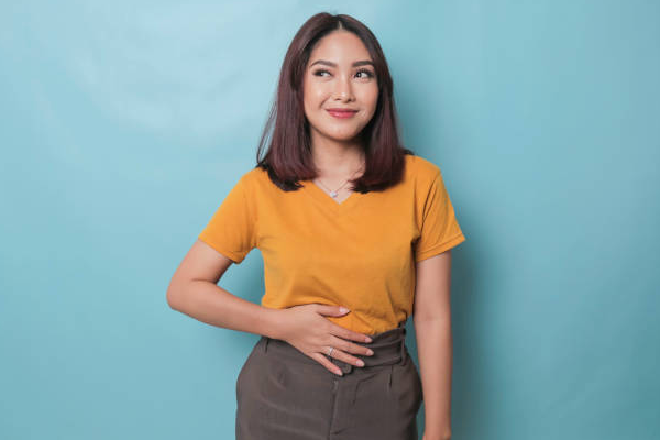 woman-gut-health-moringa